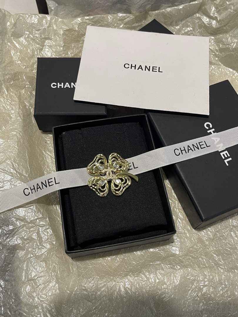 Chanel Brooch Jewelry J33465