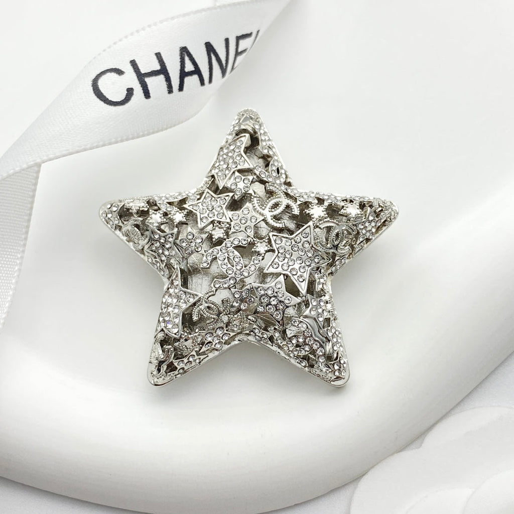 Chanel Brooch Jewelry J33420