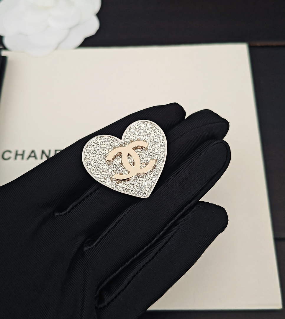 Chanel Brooch Jewelry J33420