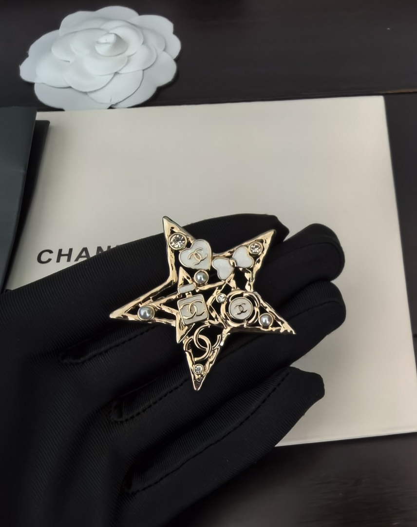 Chanel Brooch Jewelry J33420