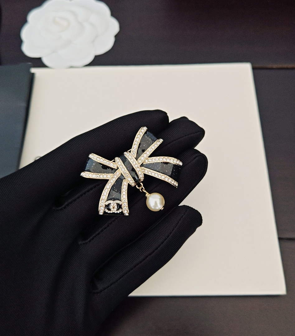 Chanel Brooch Jewelry J33420