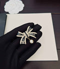 Chanel Brooch Jewelry J33478