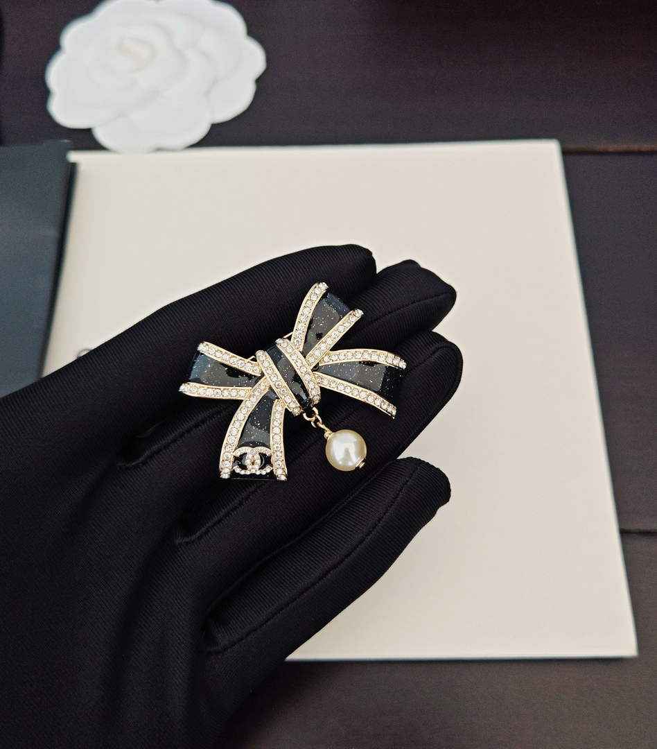 Chanel Brooch Jewelry J33478