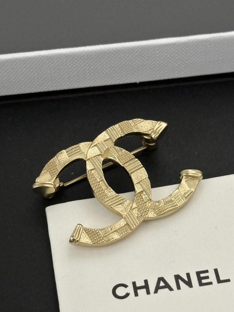Chanel Brooch Jewelry J33420