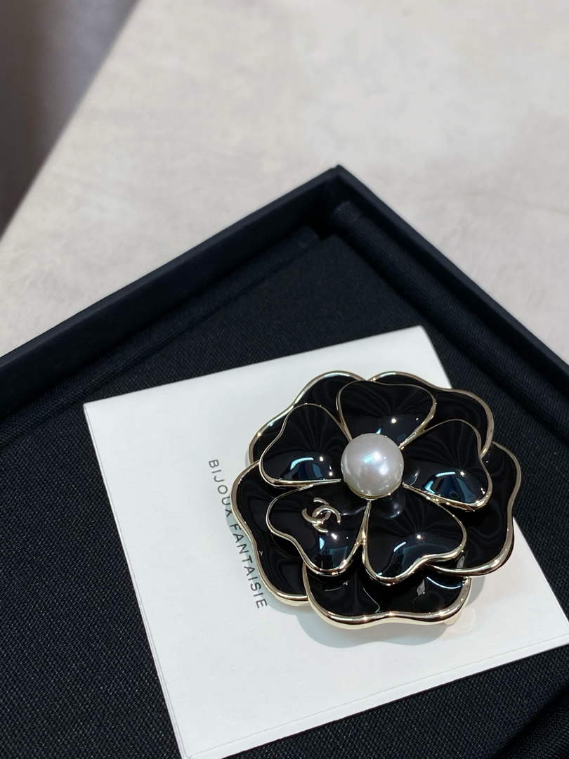 Chanel Brooch Jewelry J33420