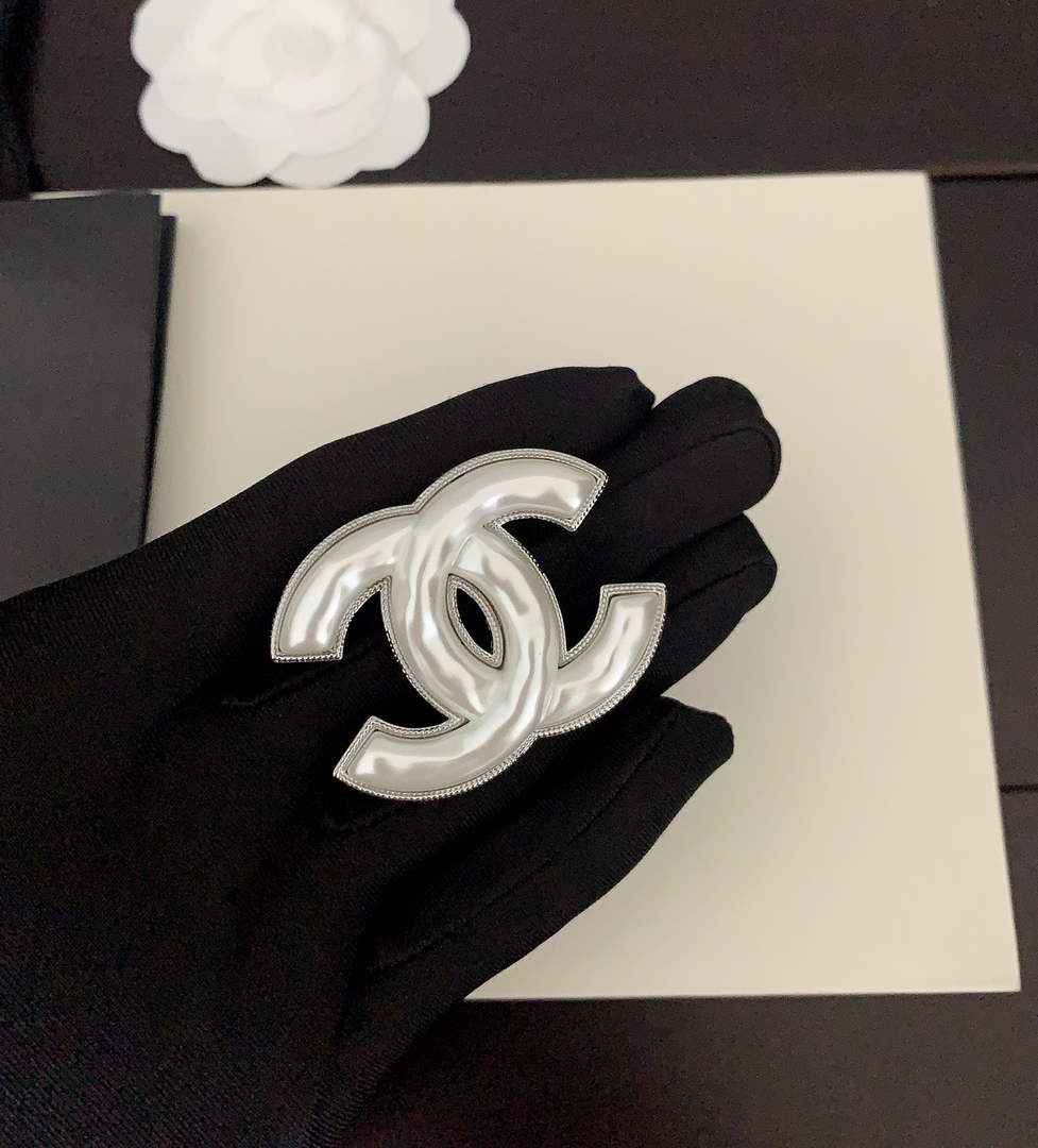 Chanel Brooch Jewelry J33487