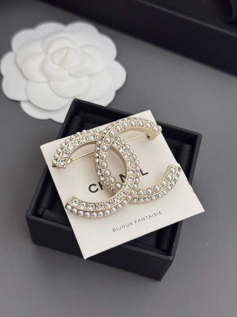 Chanel Brooch Jewelry J33420