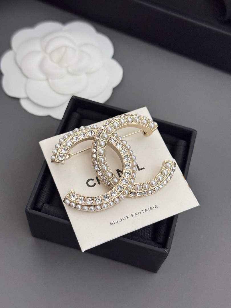 Chanel Brooch Jewelry J33490