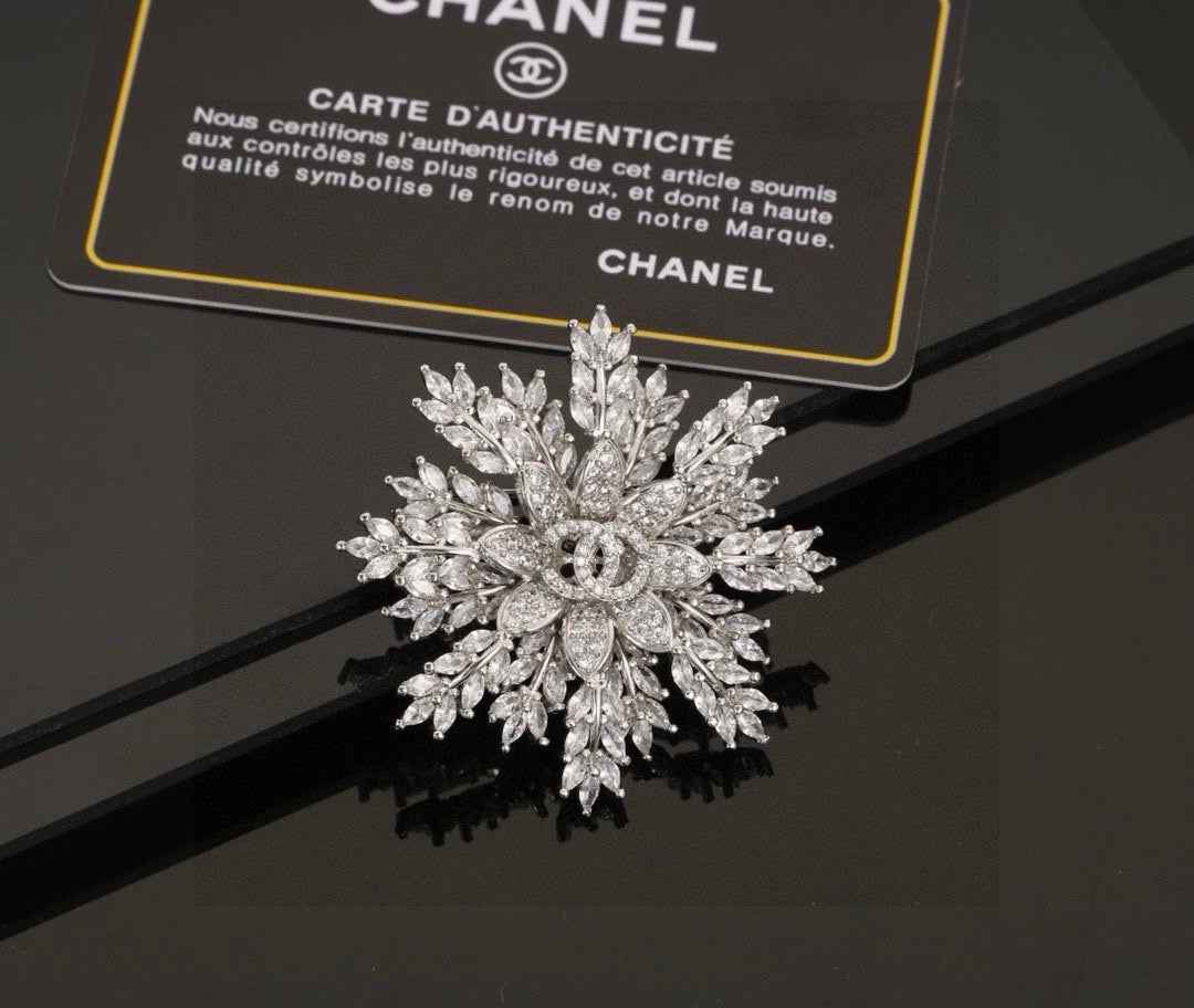 Chanel Brooch Jewelry J33491