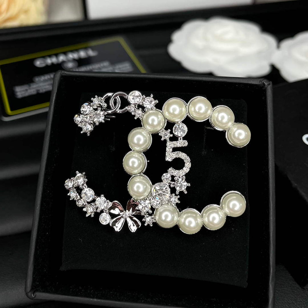 Chanel Brooch Jewelry J33420