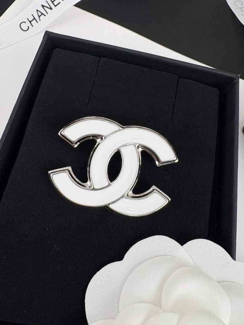 Chanel Brooch Jewelry J33504