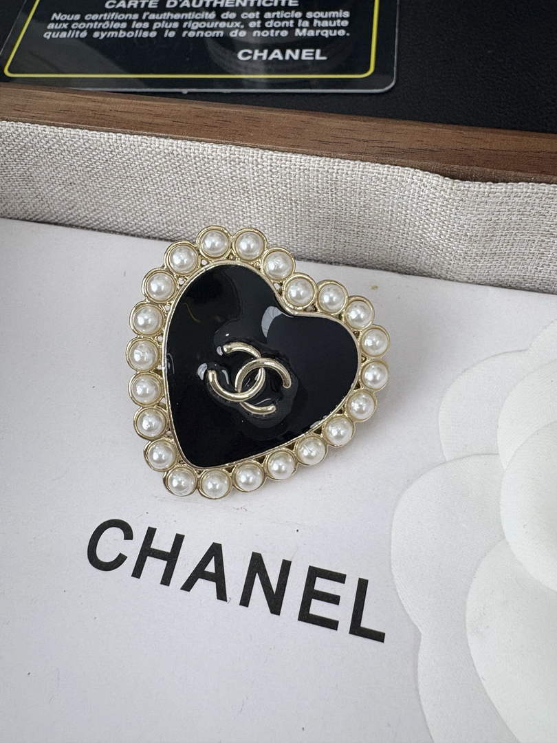 Chanel Brooch Jewelry J33420