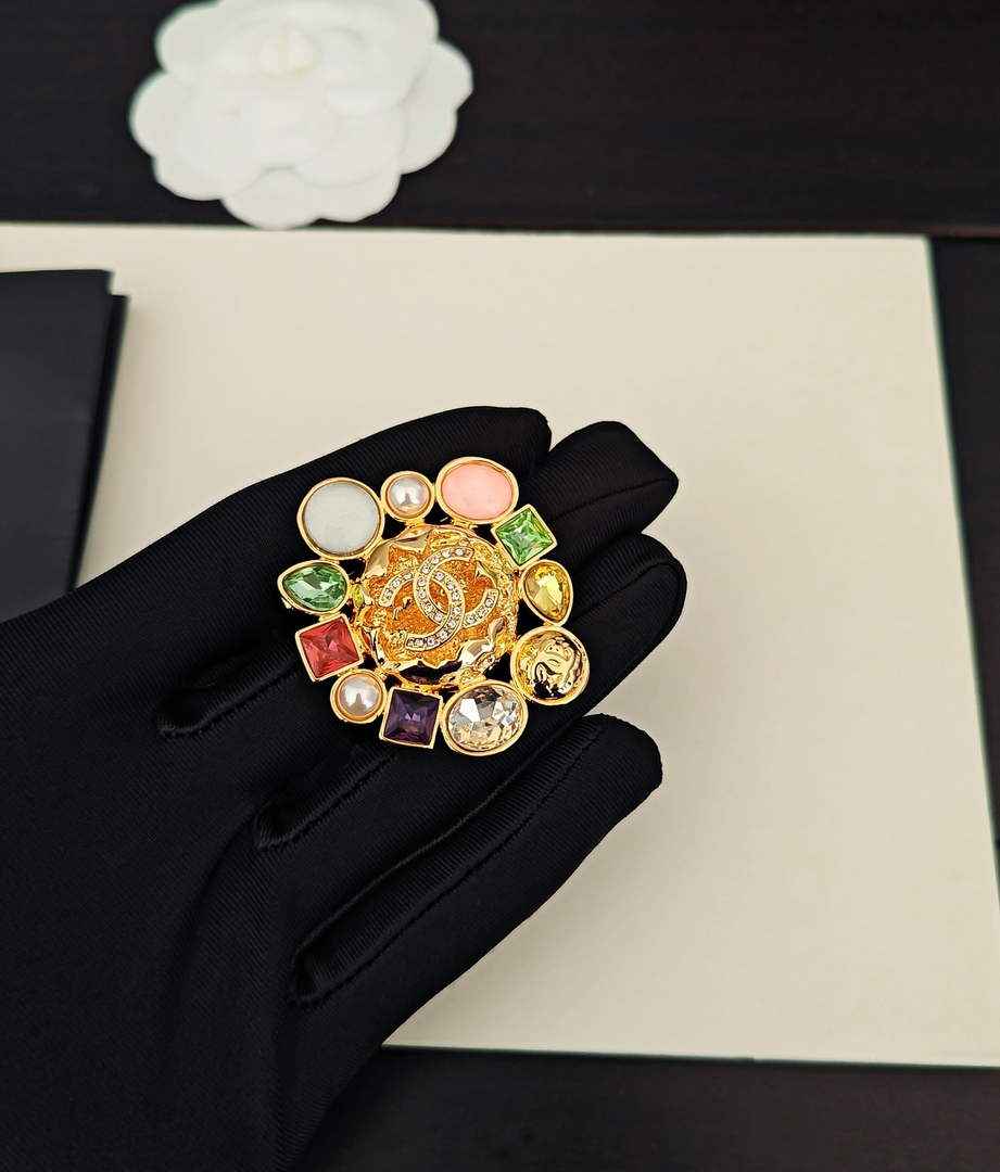 Chanel Brooch Jewelry J33517