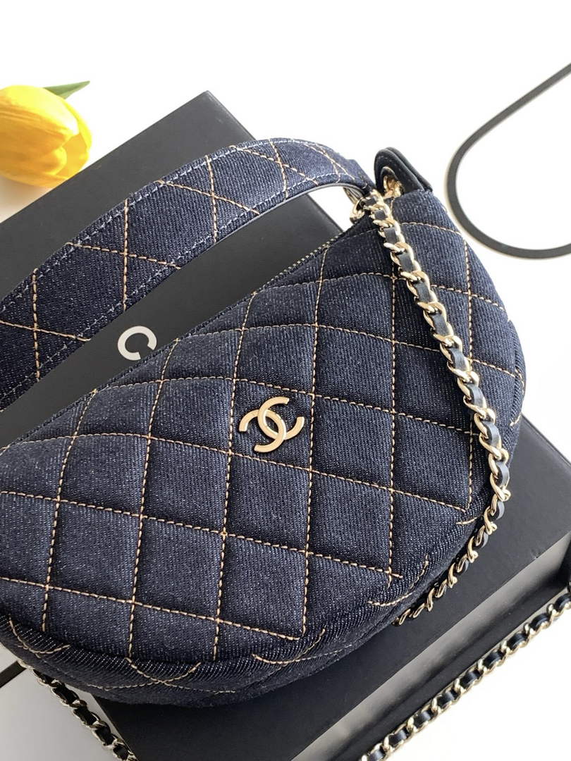 Chanel Denim Dark Blue Calfskin Chain Clutch, AP5094