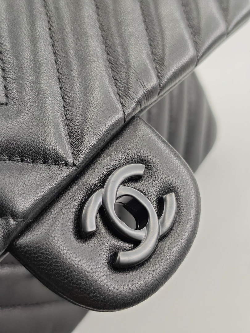 Chanel Classic Handbag, A01112 Black V Lambskin