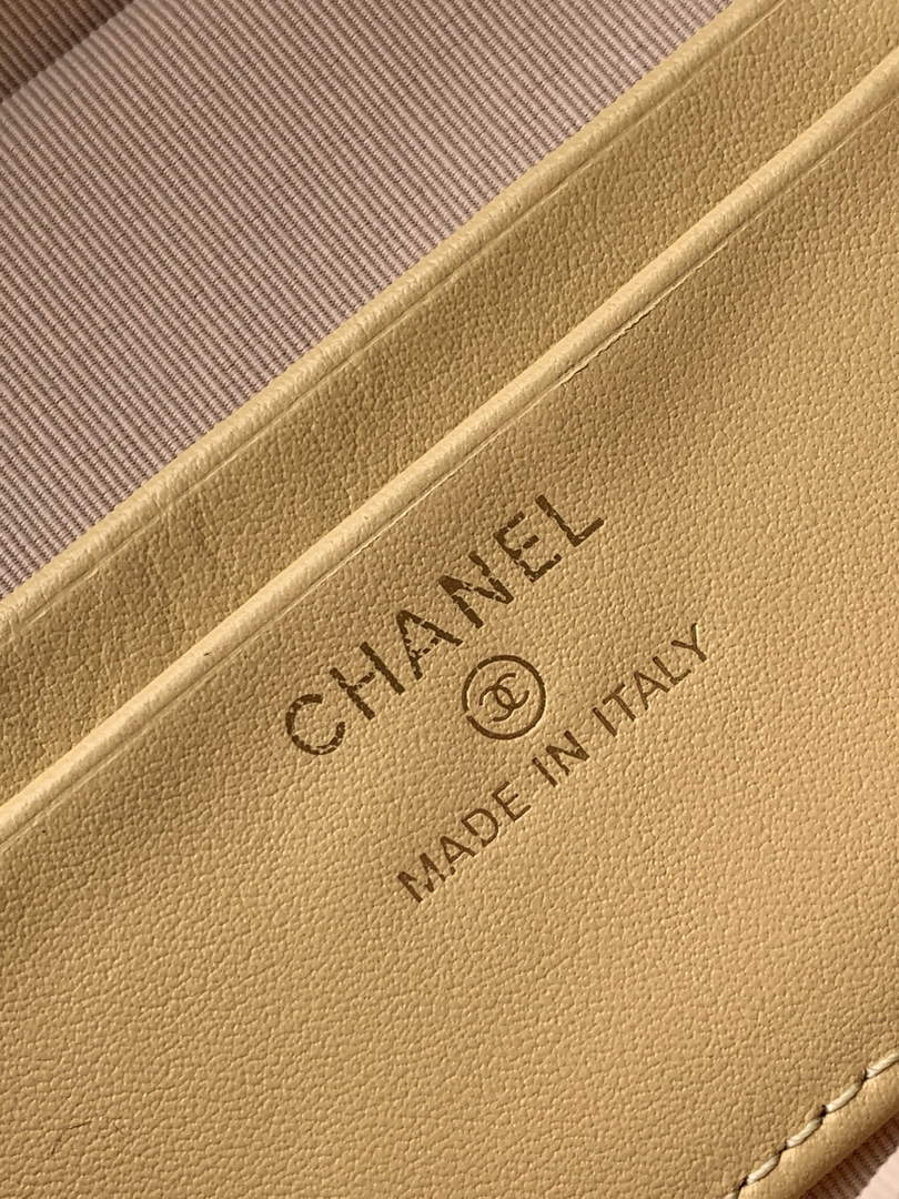 Chanel Classic Vanity with Chain, AP4385 Braided Raffia Apricot