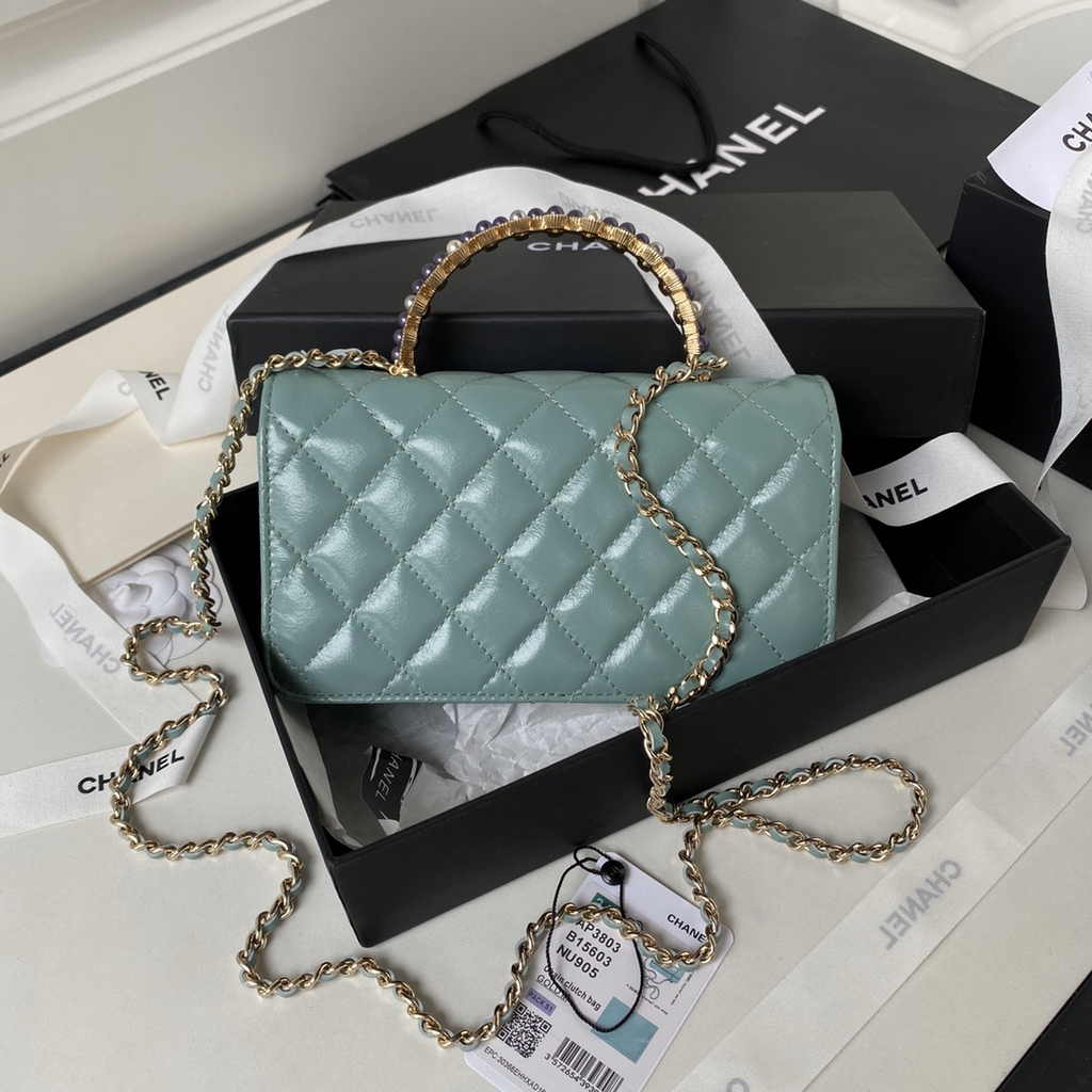 Chanel Clutch with Chain Ap3803 Lambskin Blue