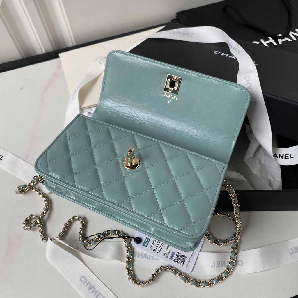 Chanel Clutch with Chain Ap3803 Lambskin Blue