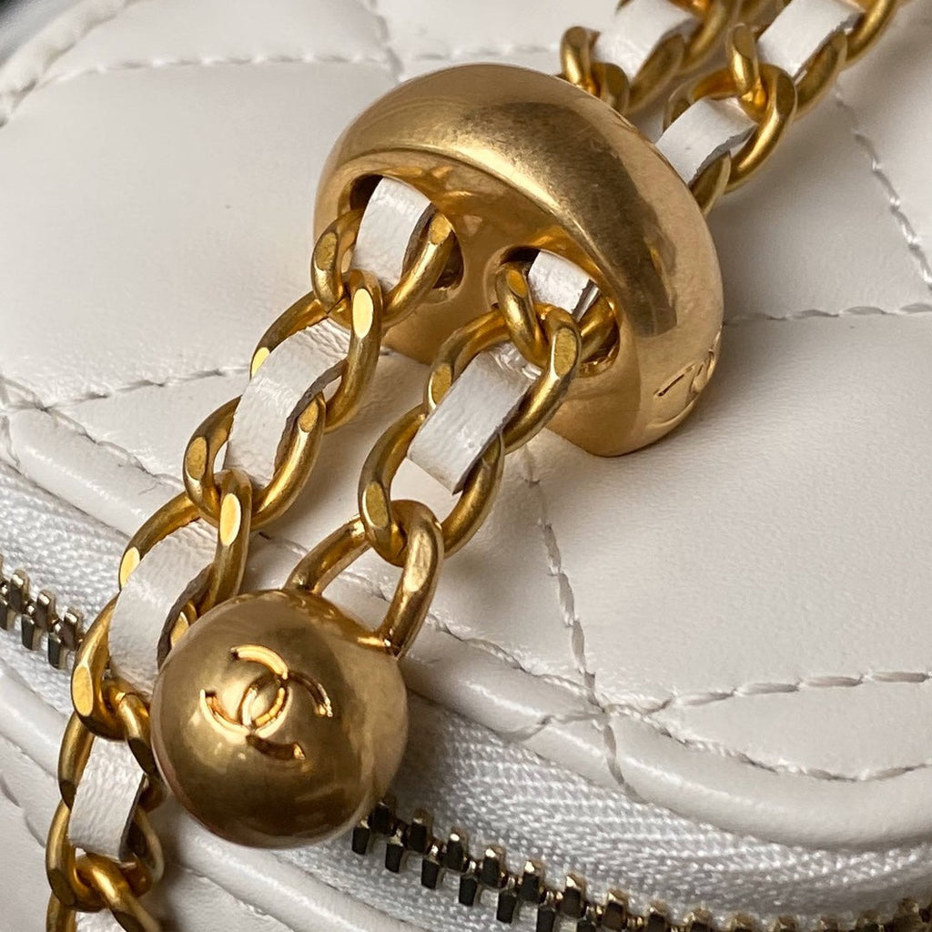 Chanel Clutch with chain AP2292 Lambskin Beige
