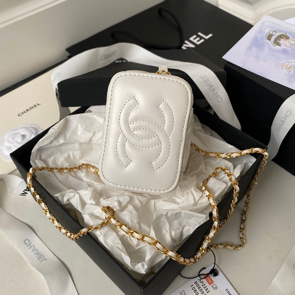 Chanel Clutch with chain AP2292 Lambskin Beige