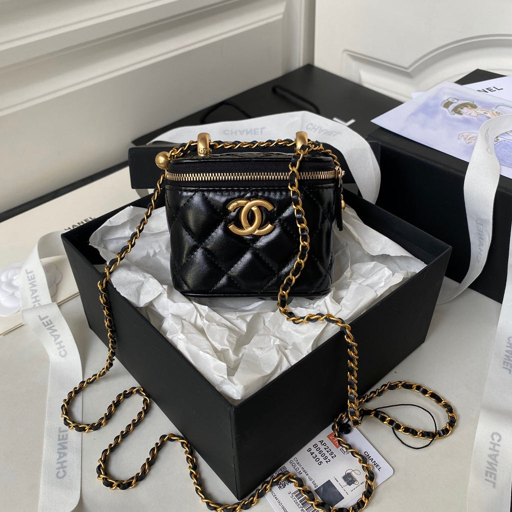 Chanel Clutch with chain AP2292 Lambskin Black