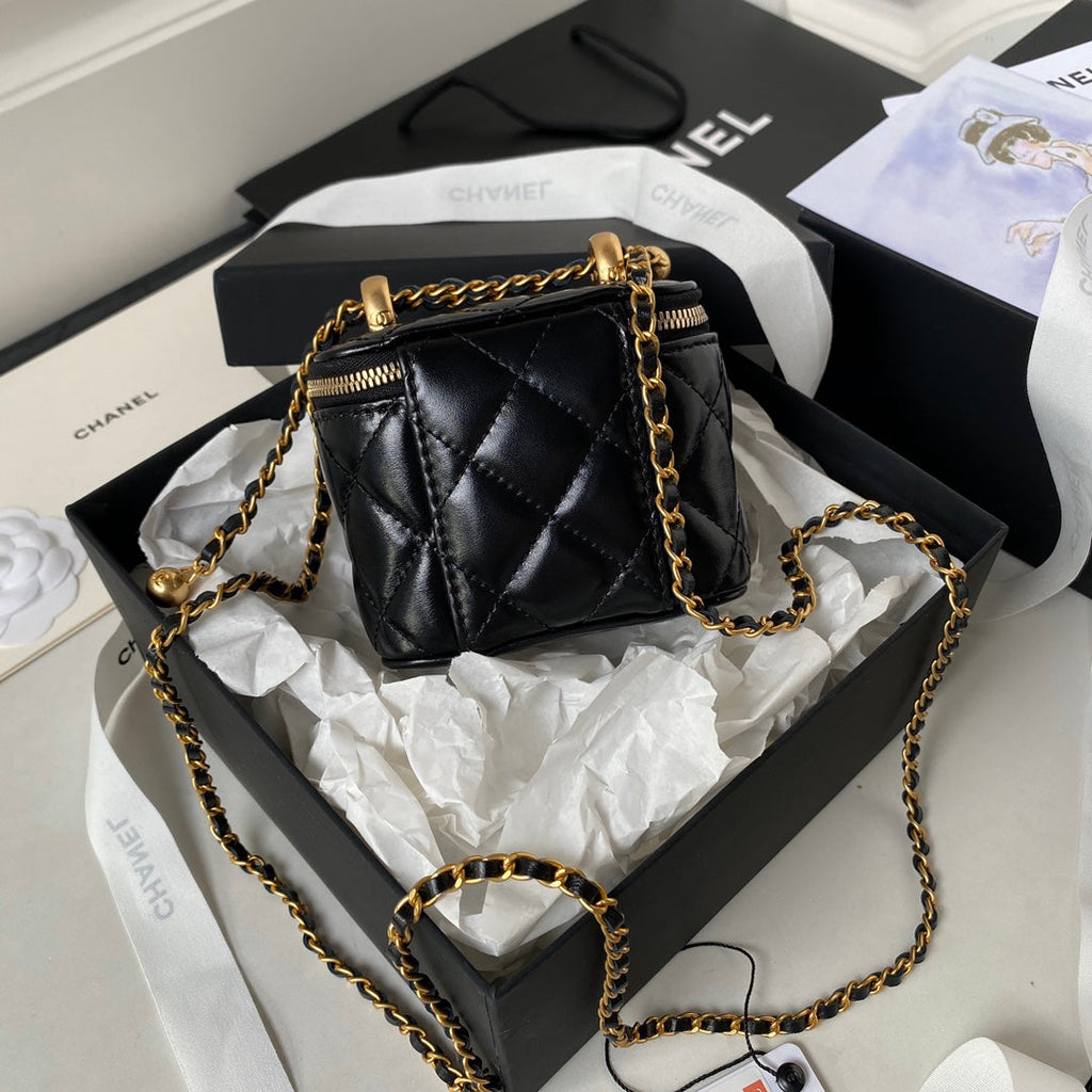 Chanel Clutch with chain AP2292 Lambskin Black