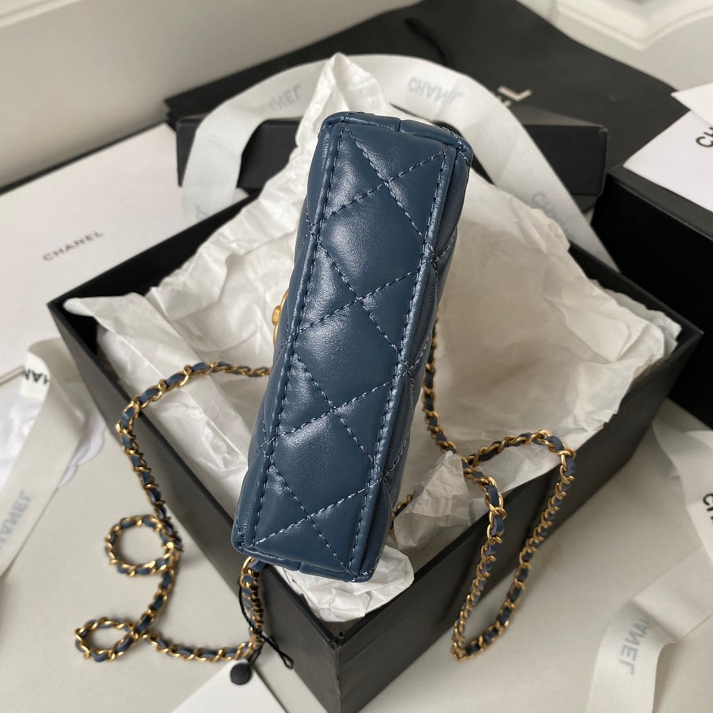 Chanel Clutch With Chain AP3435 Shiny Aged Calfskin Blue