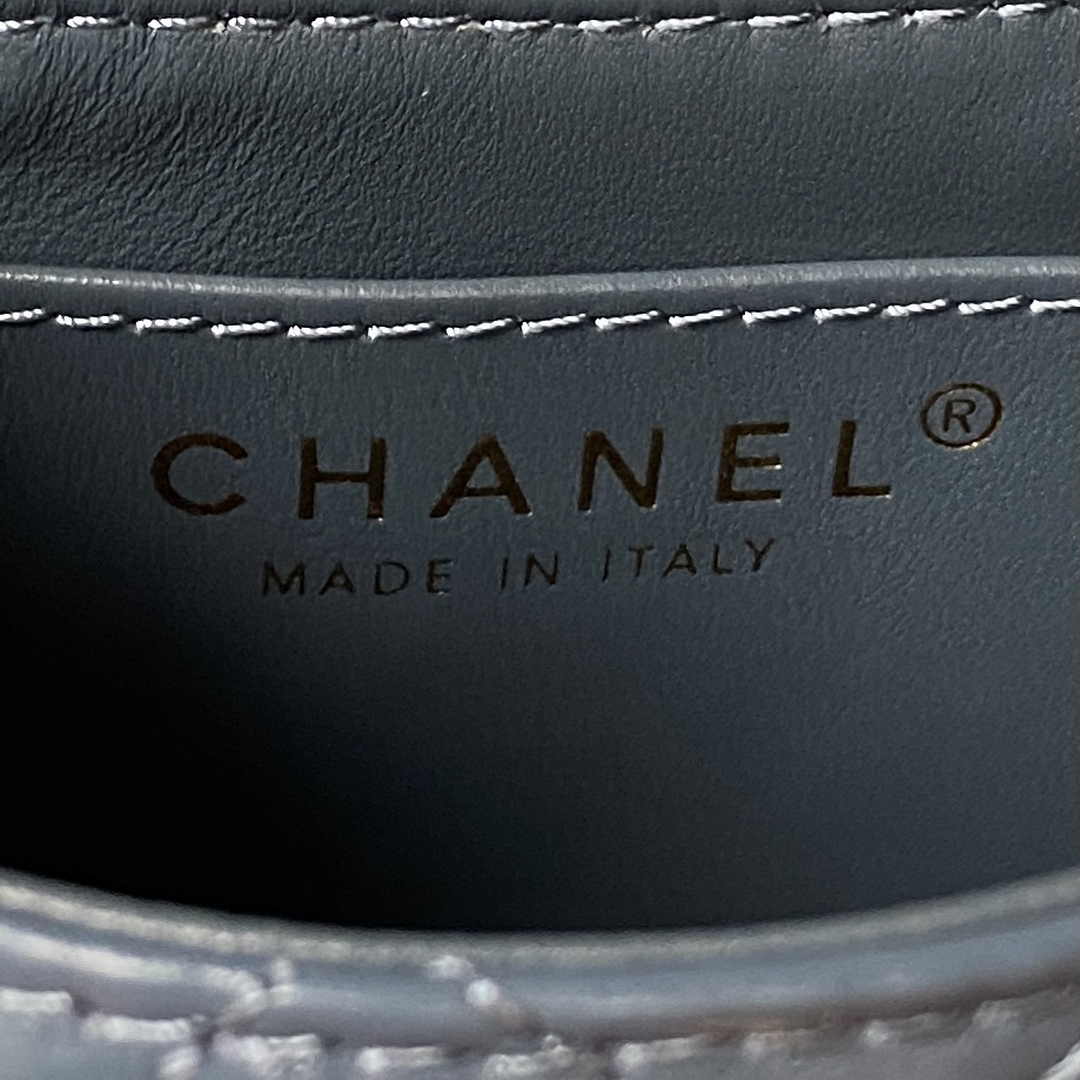 Chanel Clutch With Chain AP3435 Shiny Aged Calfskin Blue