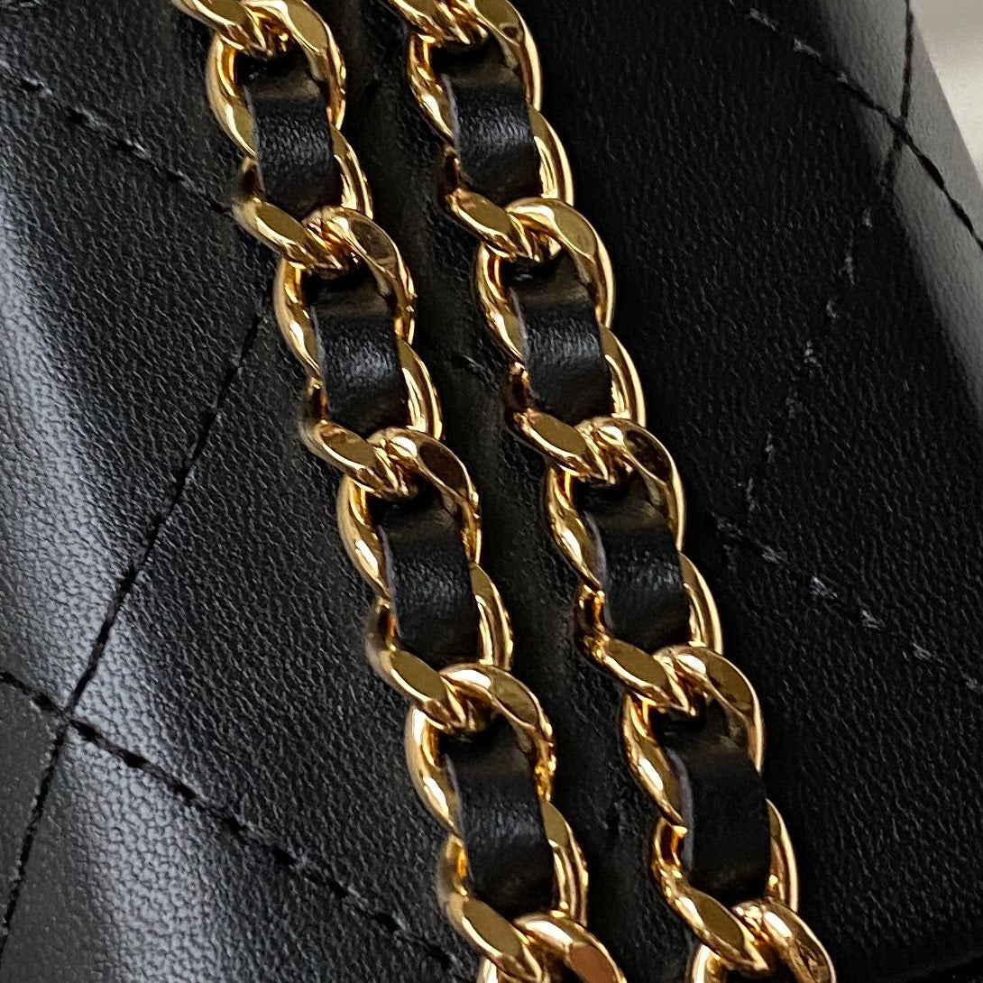 Chanel Clutch With Chain AP3459 Black Lambskin