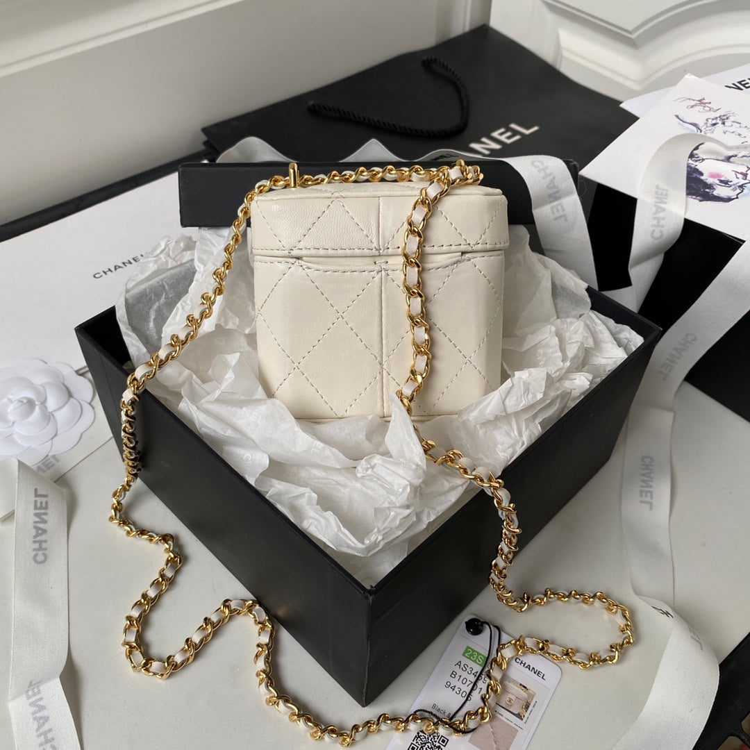 Chanel Clutch With Chain AP3459 White Lambskin