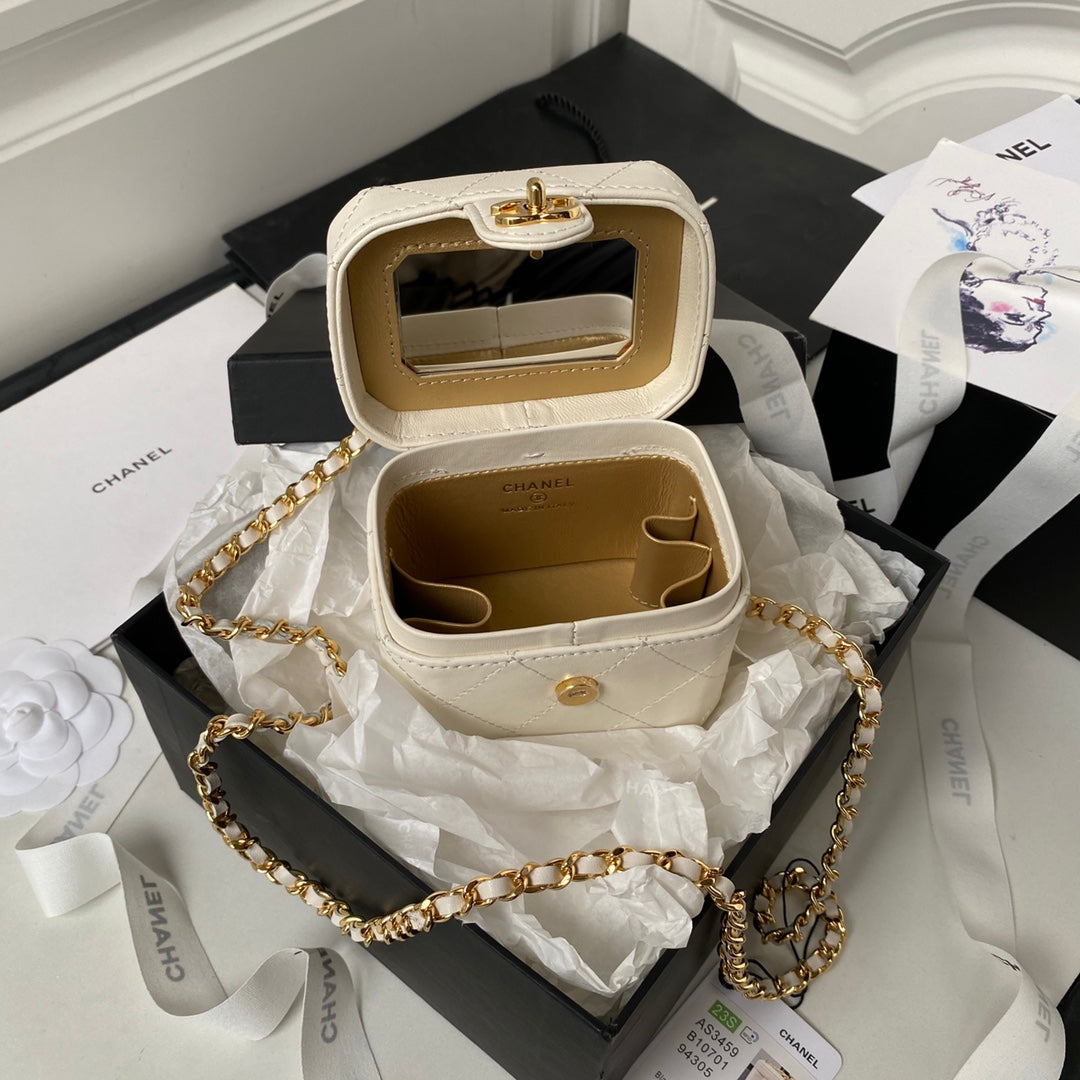 Chanel Clutch With Chain AP3459 White Lambskin