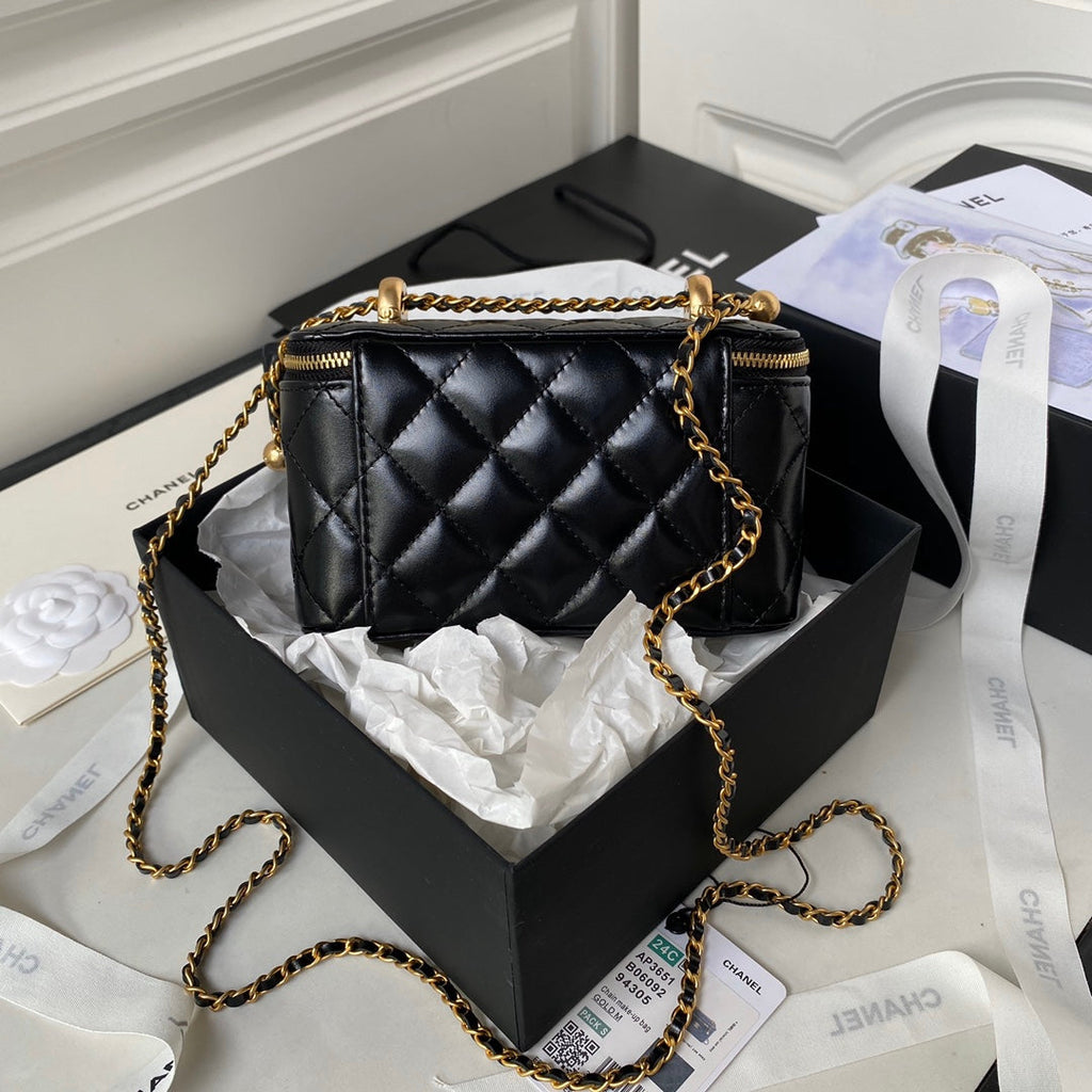 Chanel Clutch with chain AP3651 Lambskin Black
