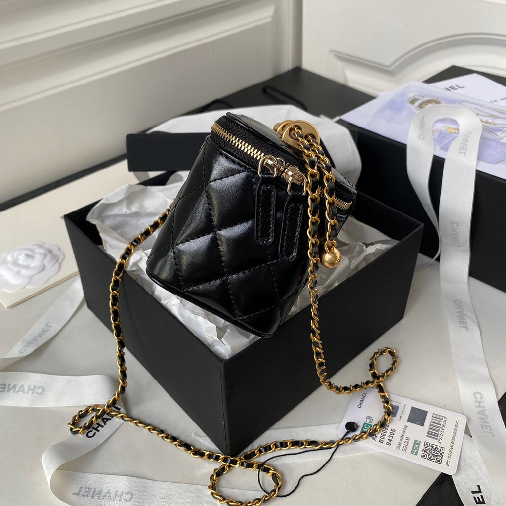 Chanel Clutch with chain AP3651 Lambskin Black