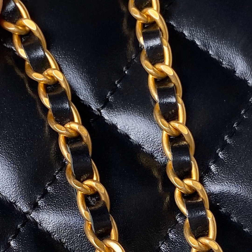 Chanel Clutch with chain AP3651 Lambskin Black
