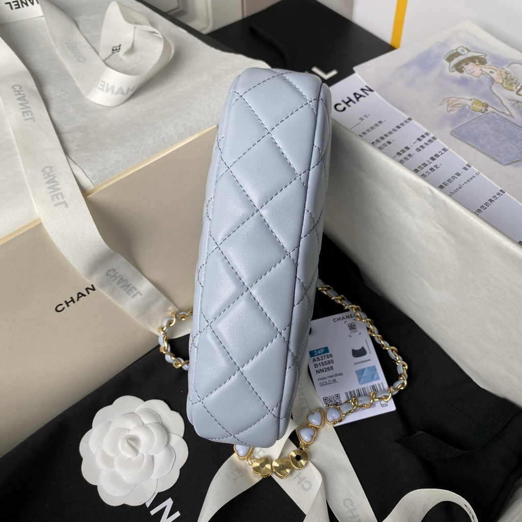 Chanel clutch with chain, AP3786 blue lambskin