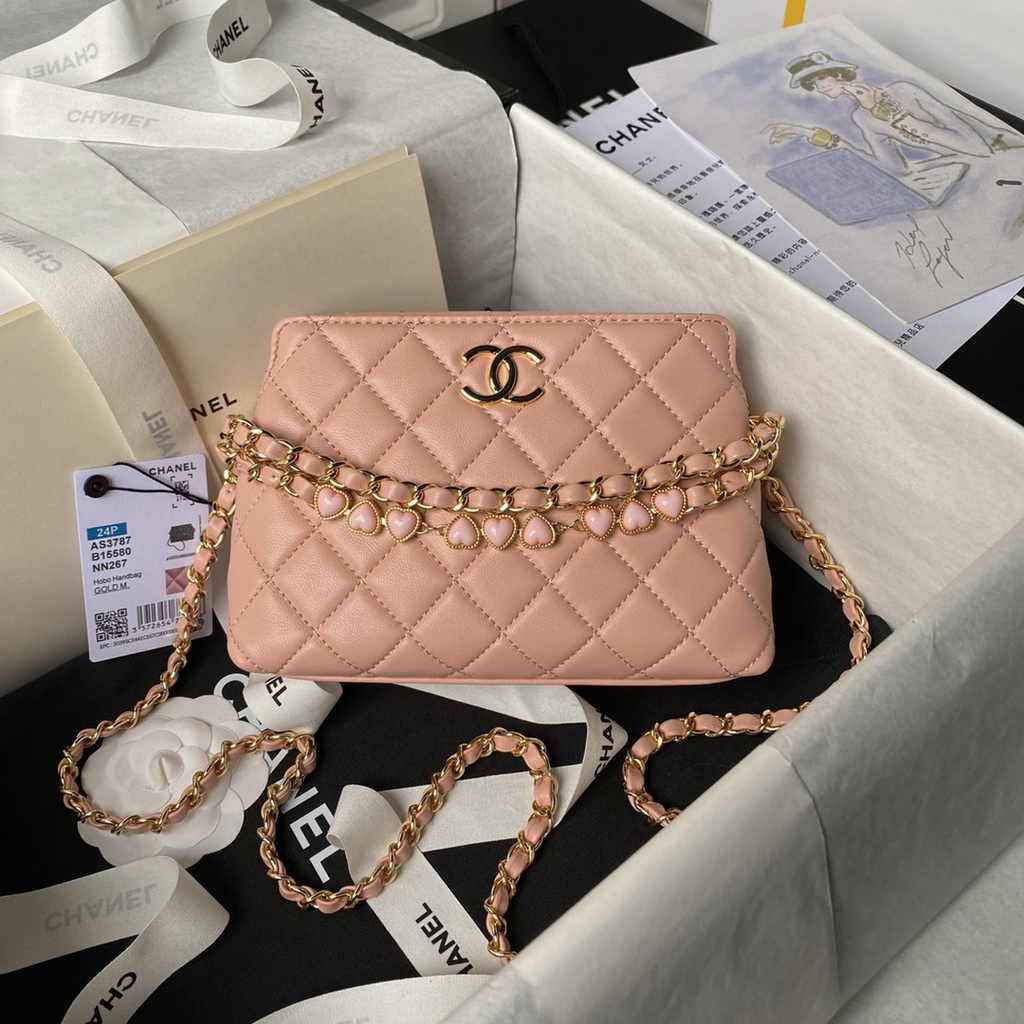 Chanel clutch with chain, AP3787 pink shiny crumpled calfskin