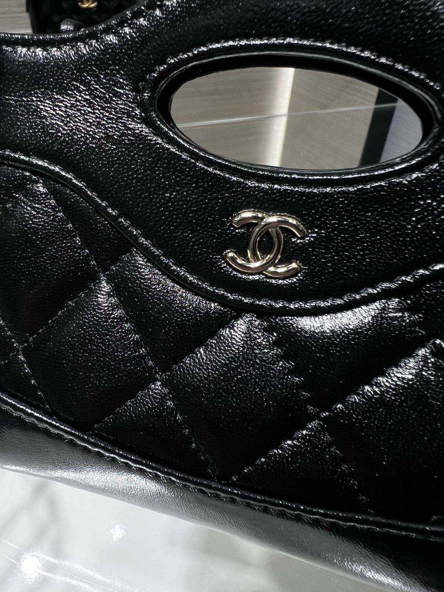 Chanel clutch with chain AP3875 black shiny lambskin