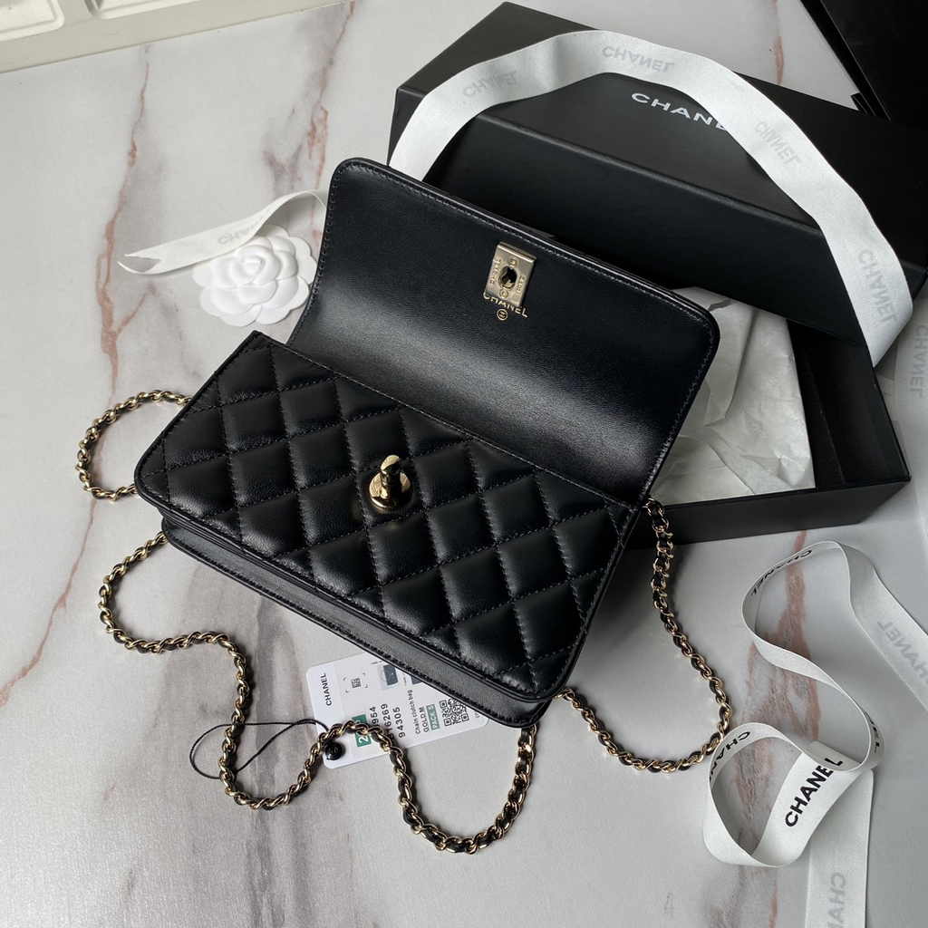 Chanel Clutch with Chain AP3974 Lambskin Black