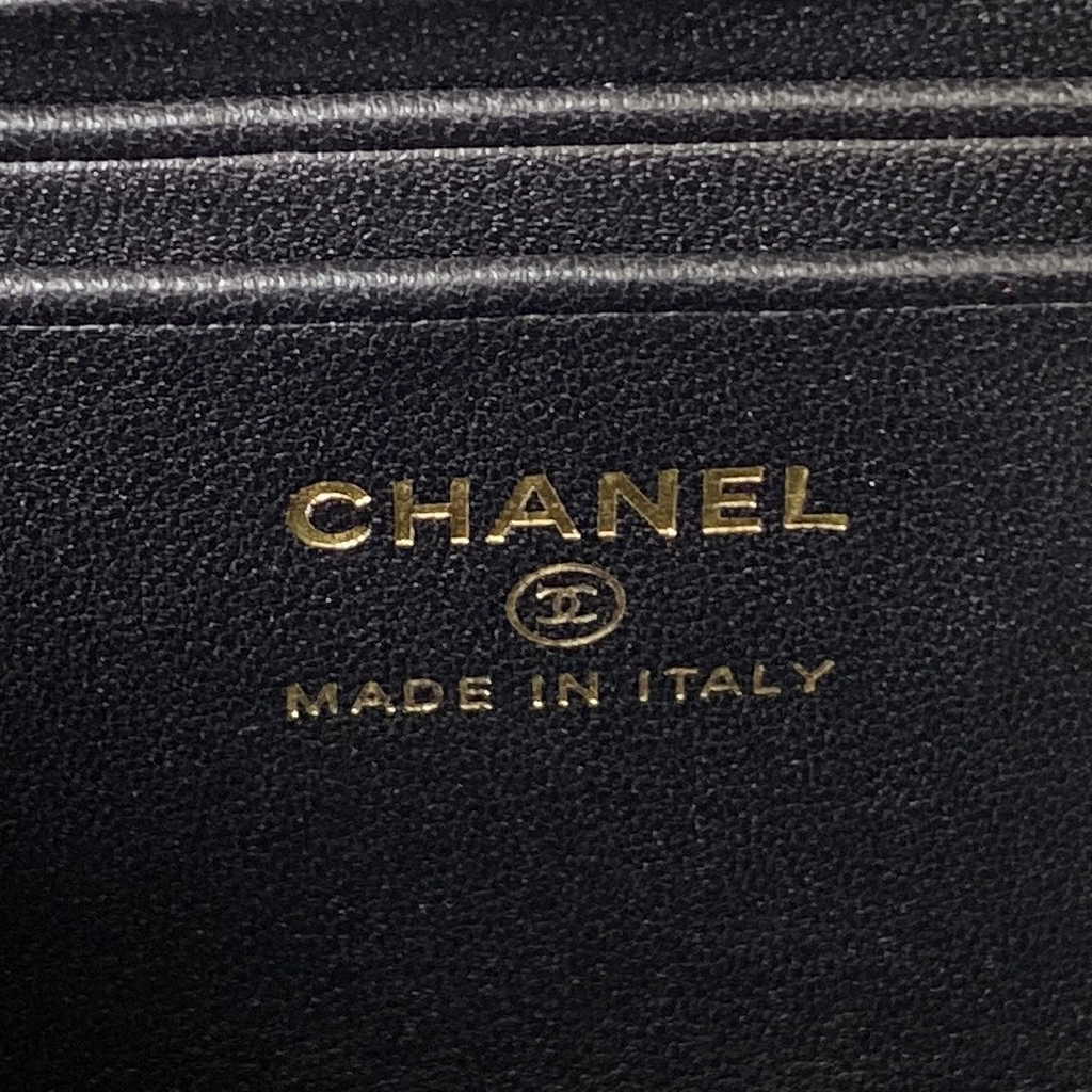 Chanel Clutch with chain black Lambskin AP3383