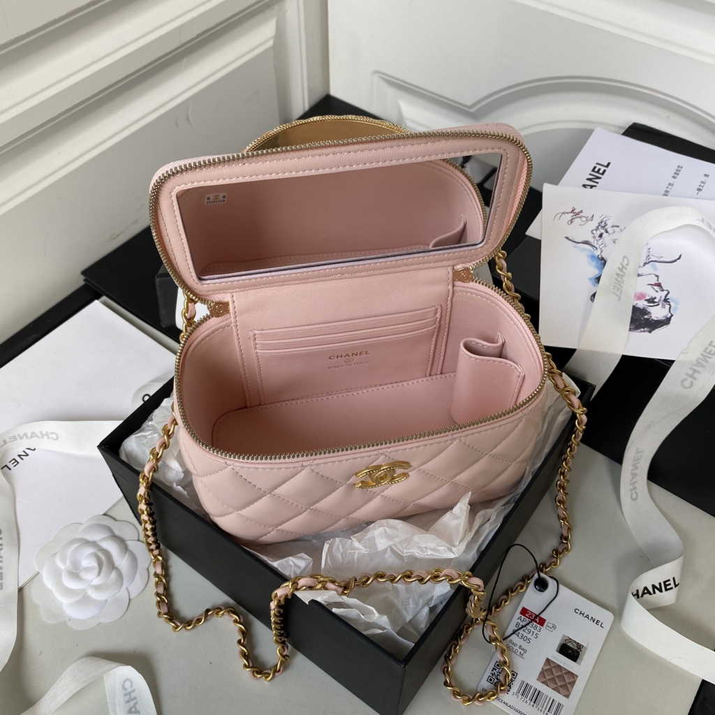 Chanel Clutch with chain Pink Lambskin AP3383
