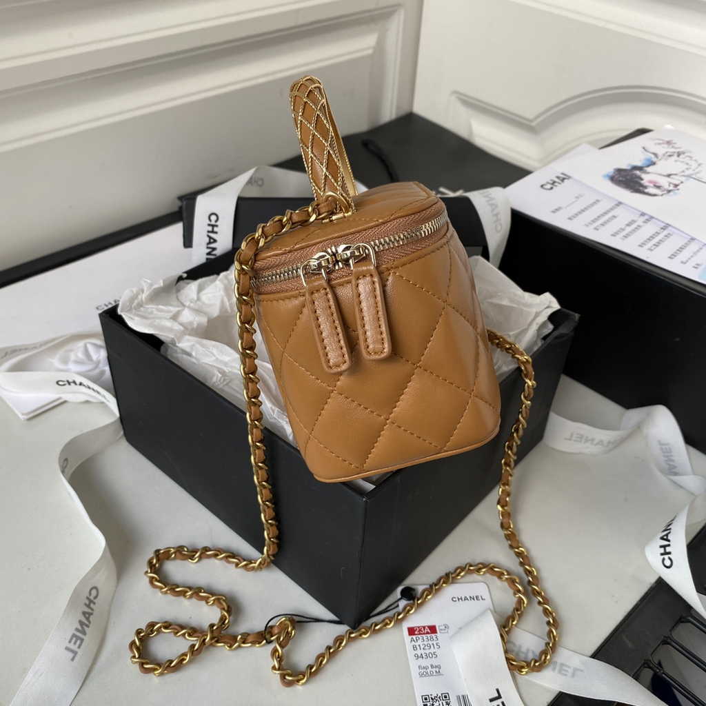 Chanel Clutch with chain Brown Lambskin AP3383