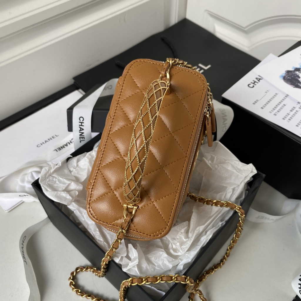 Chanel Clutch with chain Brown Lambskin AP3383