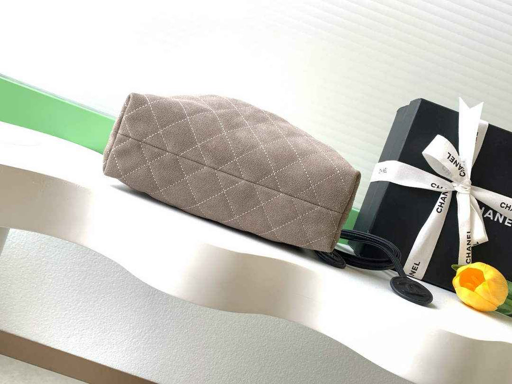 Chanel Clutch with leather strap, AP5227 Suede Calfskin gray