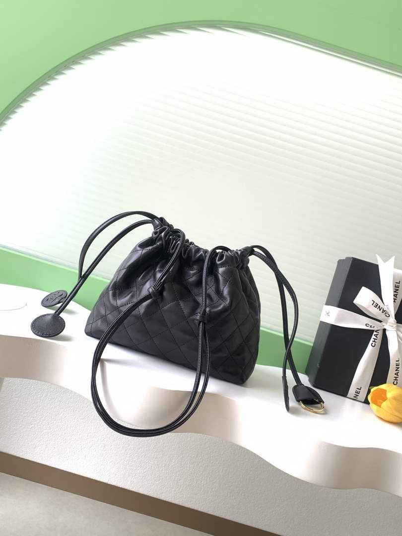 Chanel Clutch with leather strap, AP5228 Lambskin black