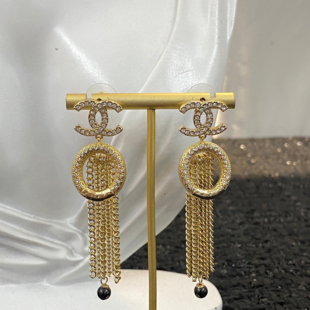 Chanel Coco Crush Earrings J32427