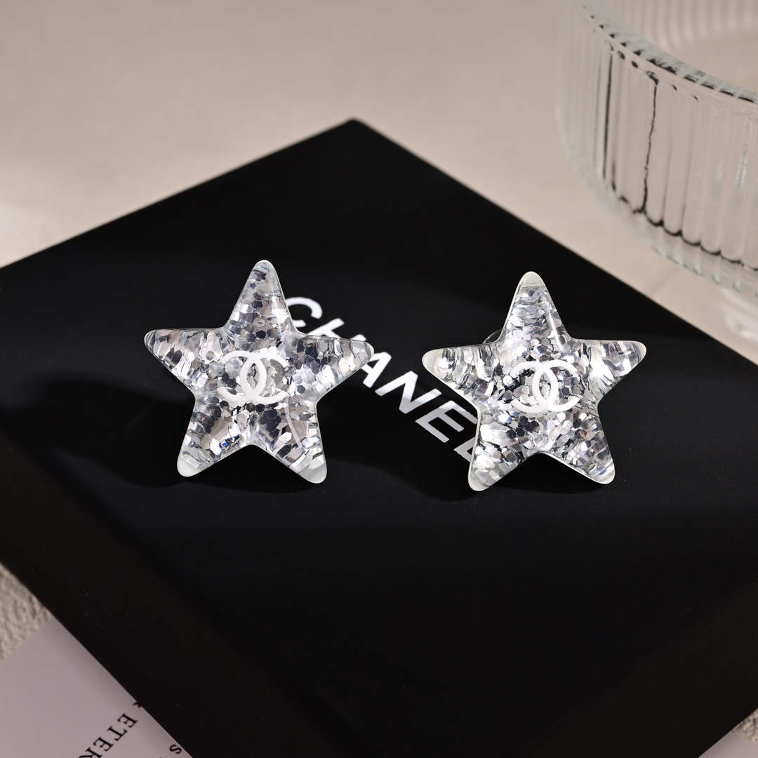 Chanel Coco Crush Earrings J32443