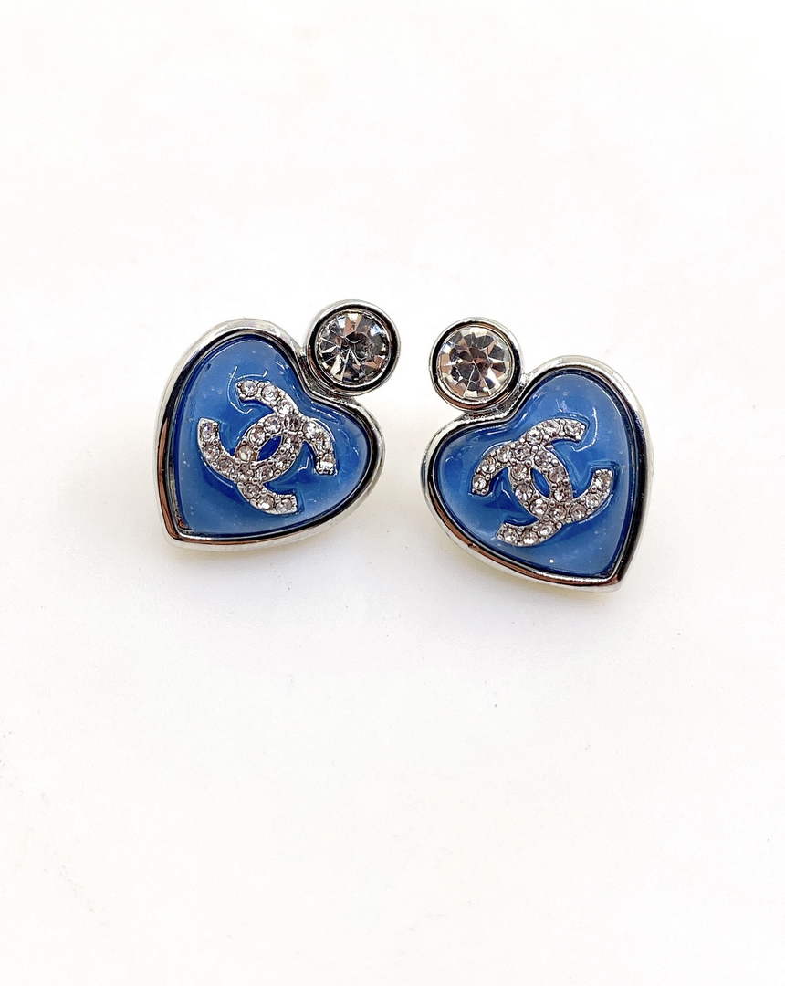 Chanel Coco Crush Earrings J32463