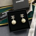 Chanel Coco Crush Earrings J32476