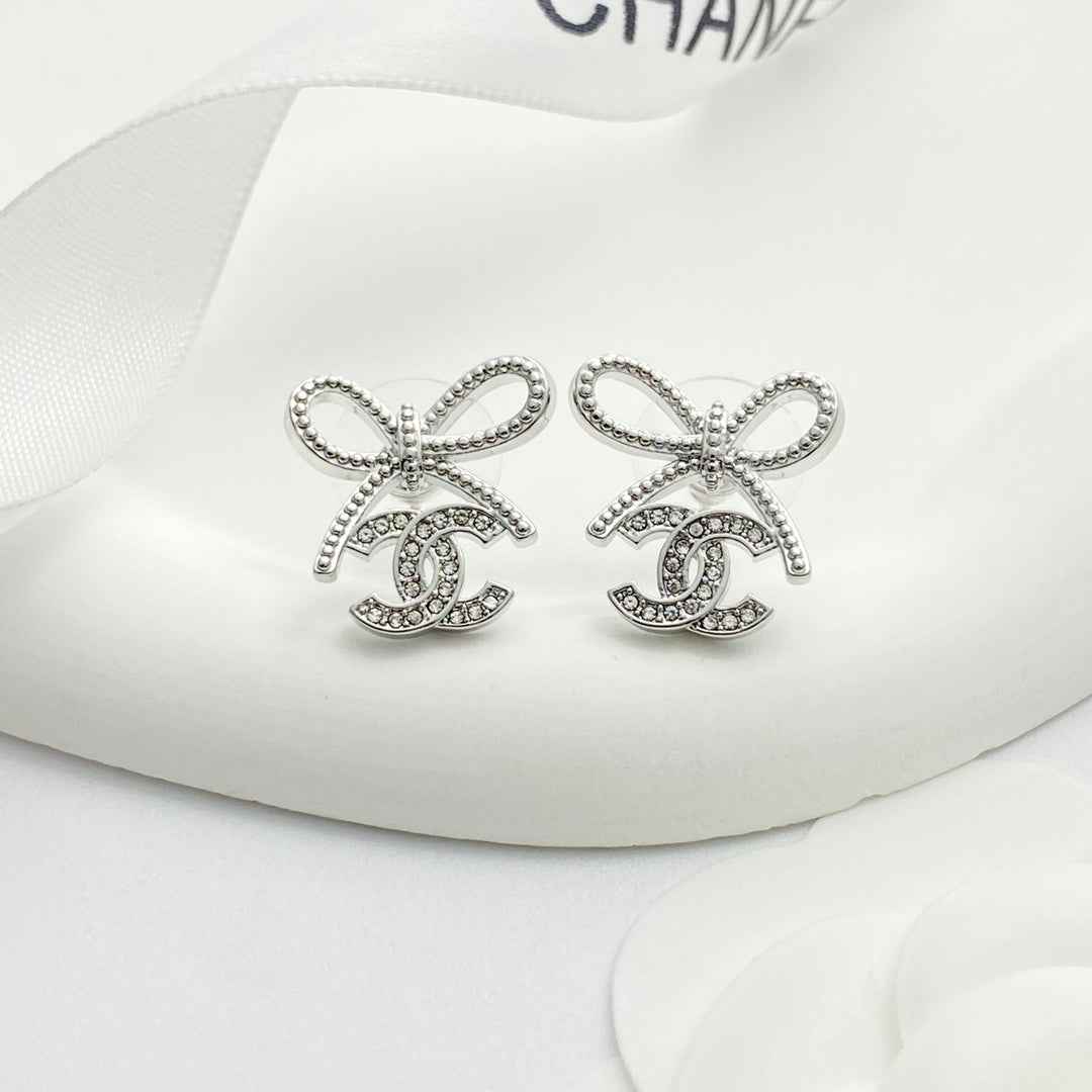 Chanel Coco Crush Earrings J32328