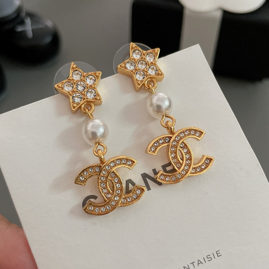 Chanel Coco Crush Earrings J32386
